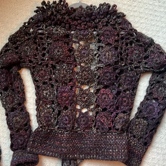 BOUTIQUE FIONA WOOF JEWEL TONE CROCHET SWEATER SIZE L - Picture 9 of 9